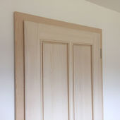 Zimmertüre mit Füllungen aus Fichte Massivholz