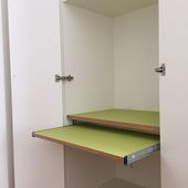 Schlafzimmerschrank mit Arbeitsplatz